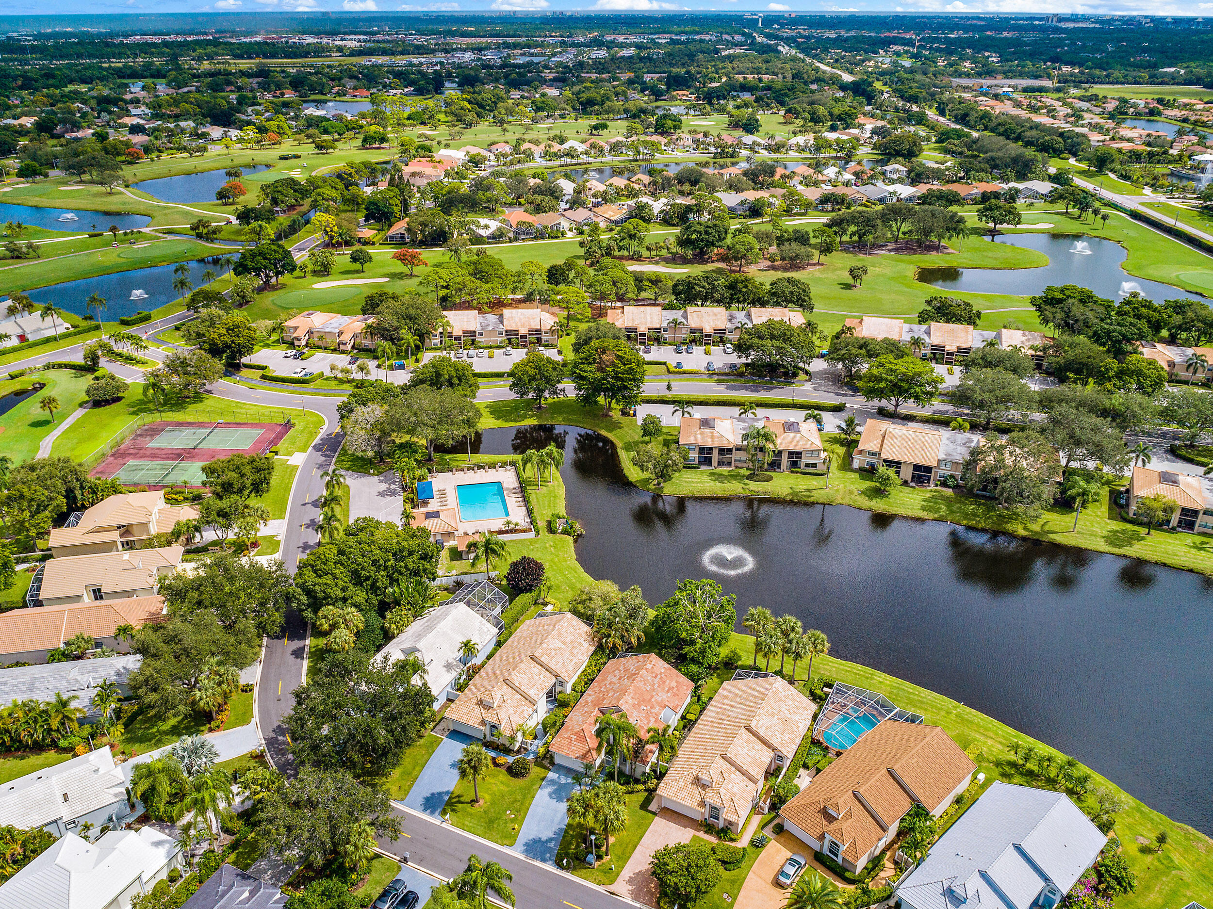 6866 Briarlake Circle