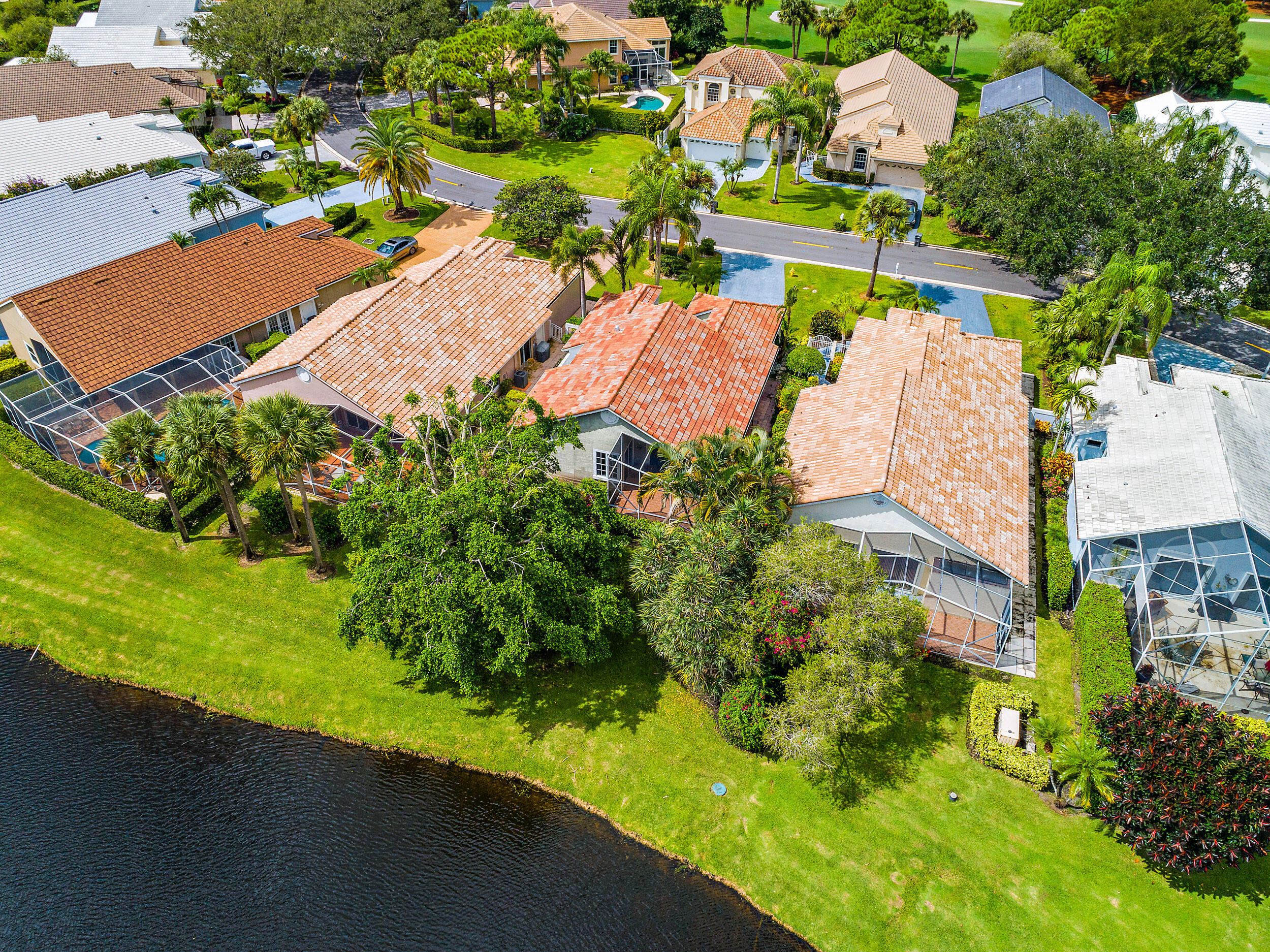 6866 Briarlake Circle