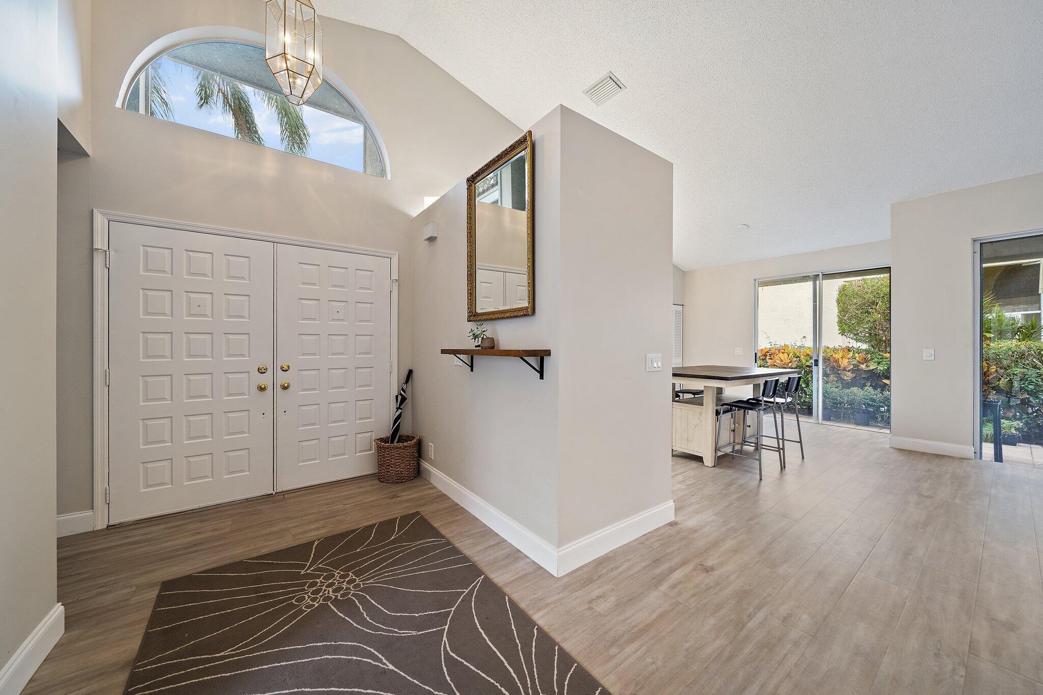 6866 Briarlake Circle