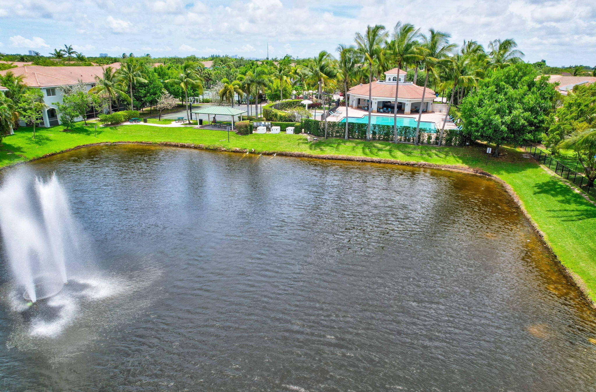 3271 Laurel Ridge Circle
