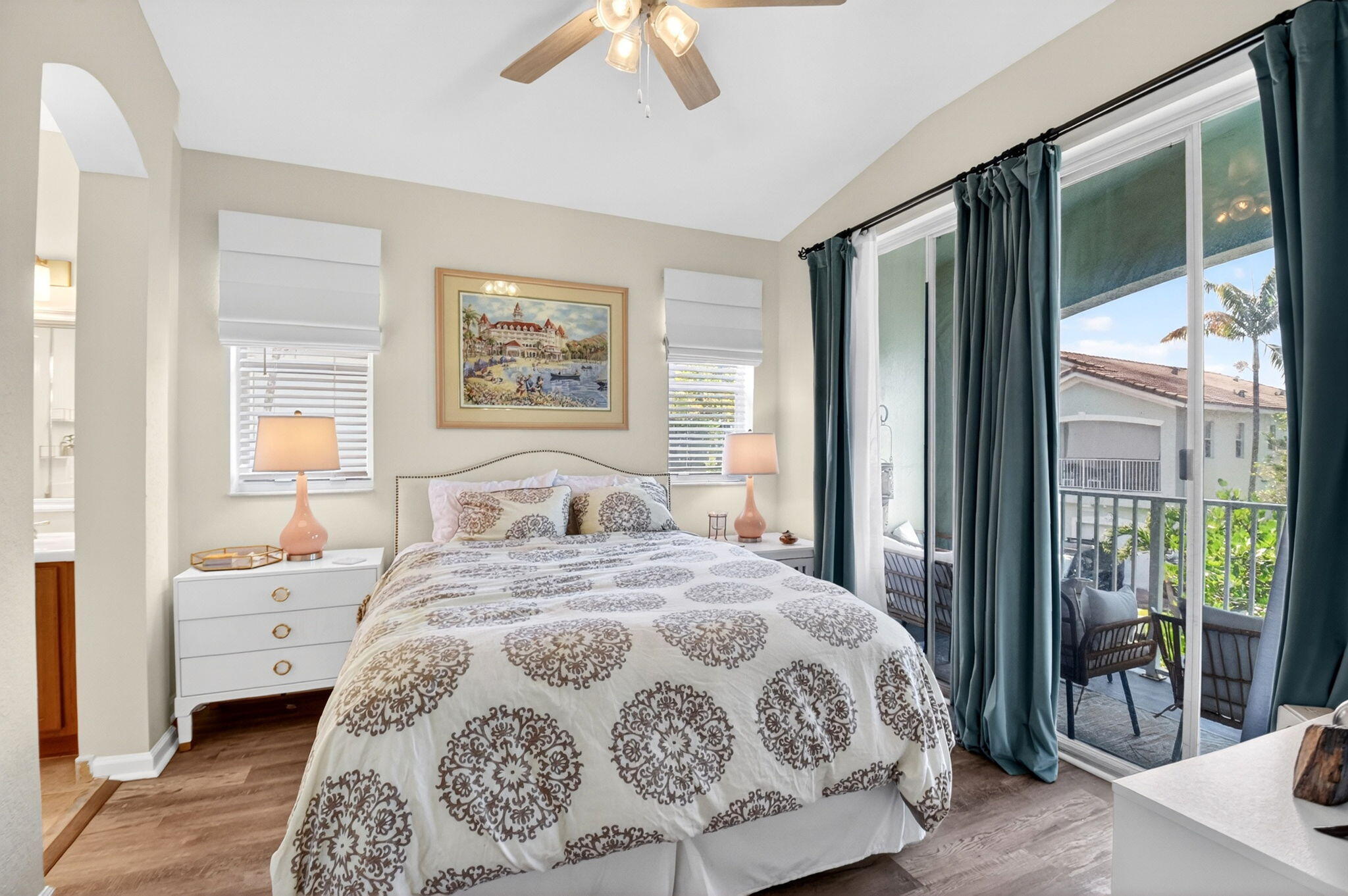 3271 Laurel Ridge Circle