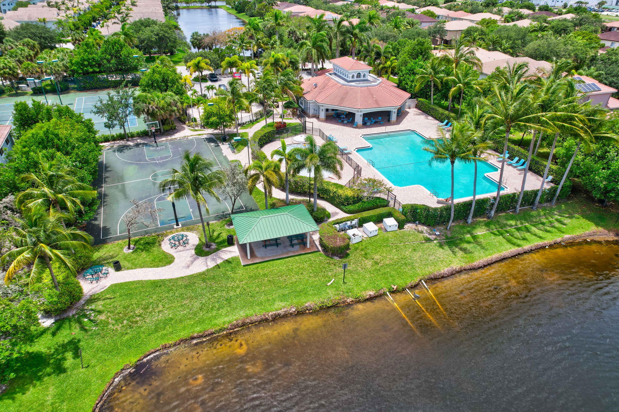 3271 Laurel Ridge Circle
