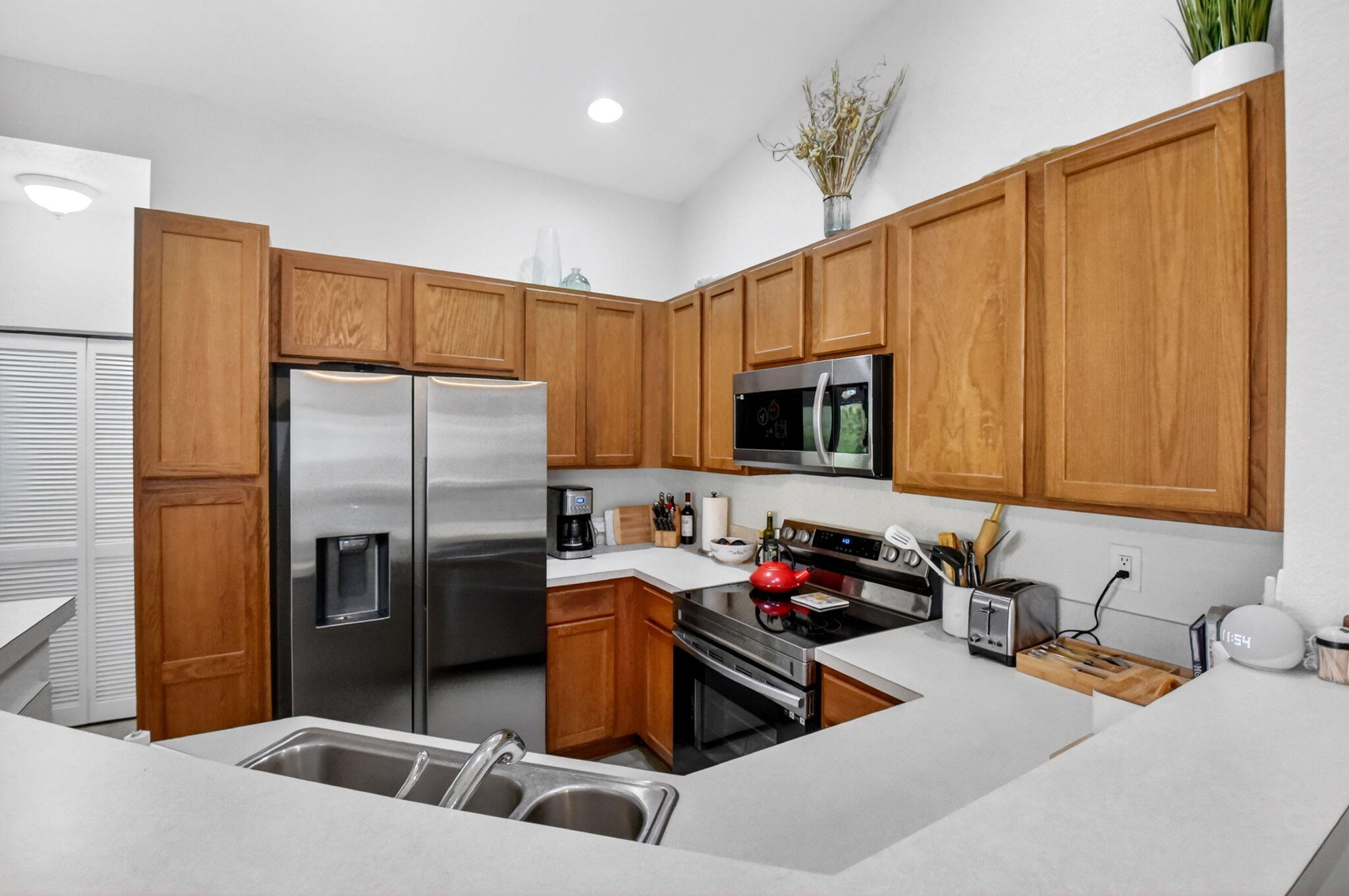 3271 Laurel Ridge Circle