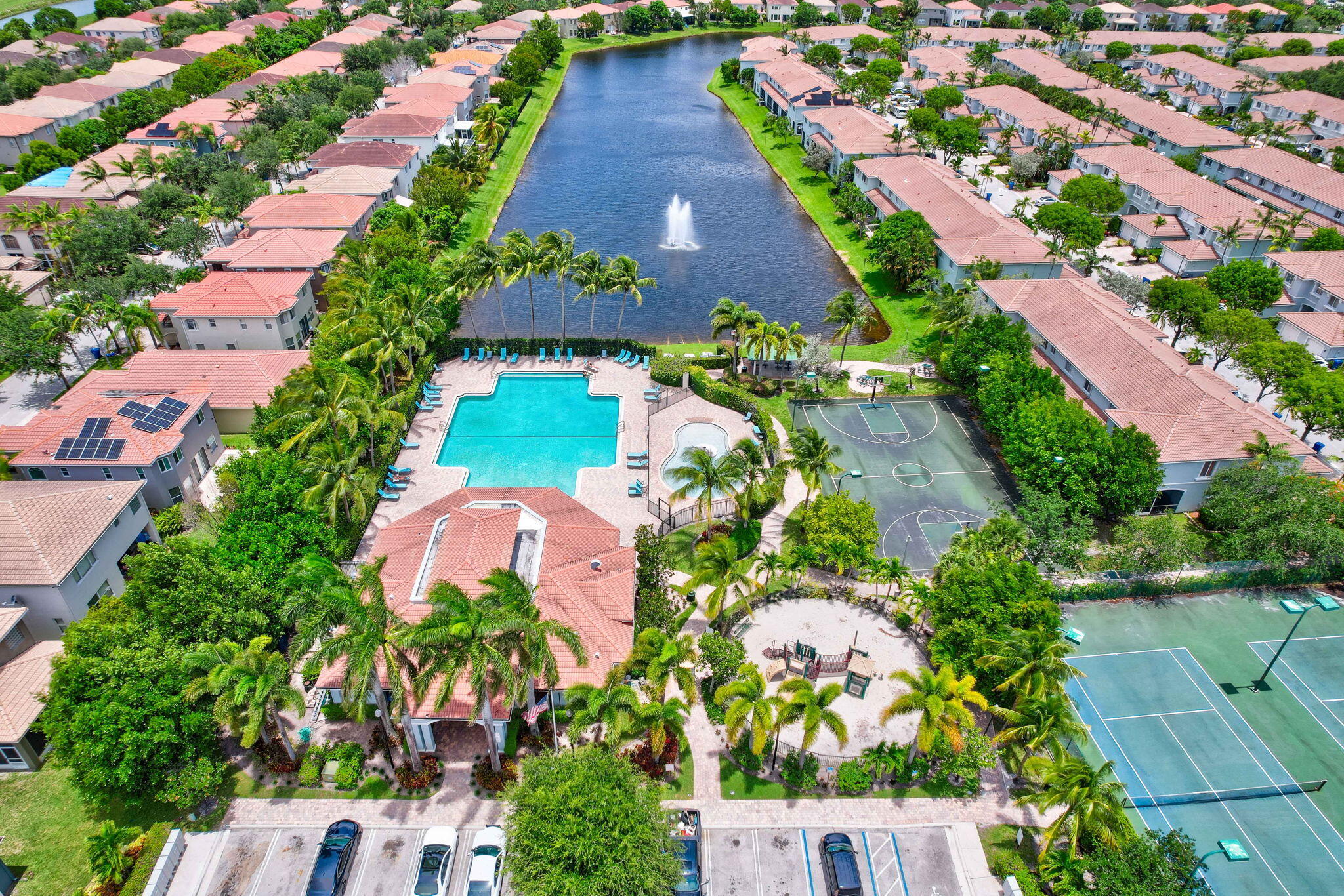 3271 Laurel Ridge Circle