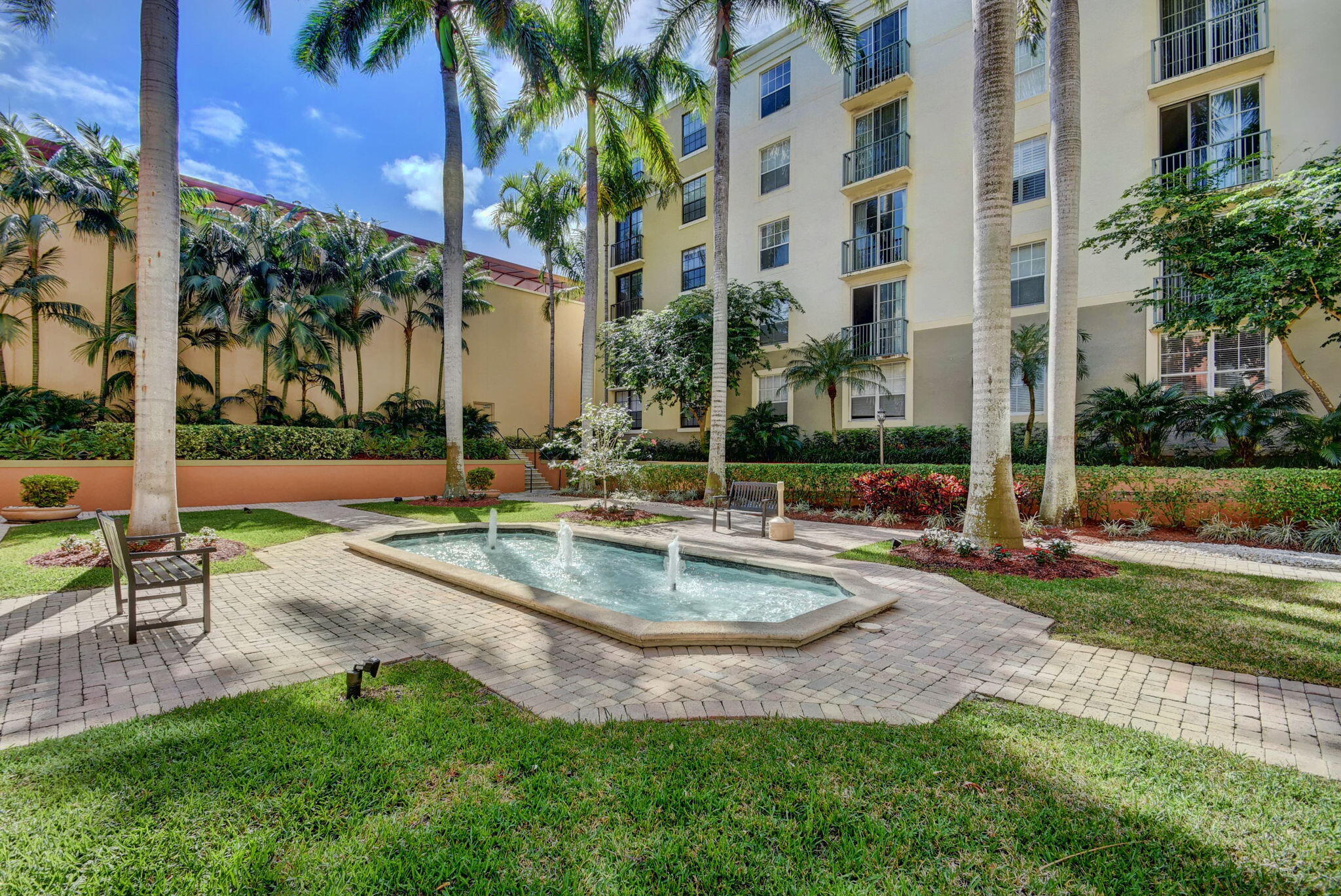 651 Okeechobee Boulevard 1008