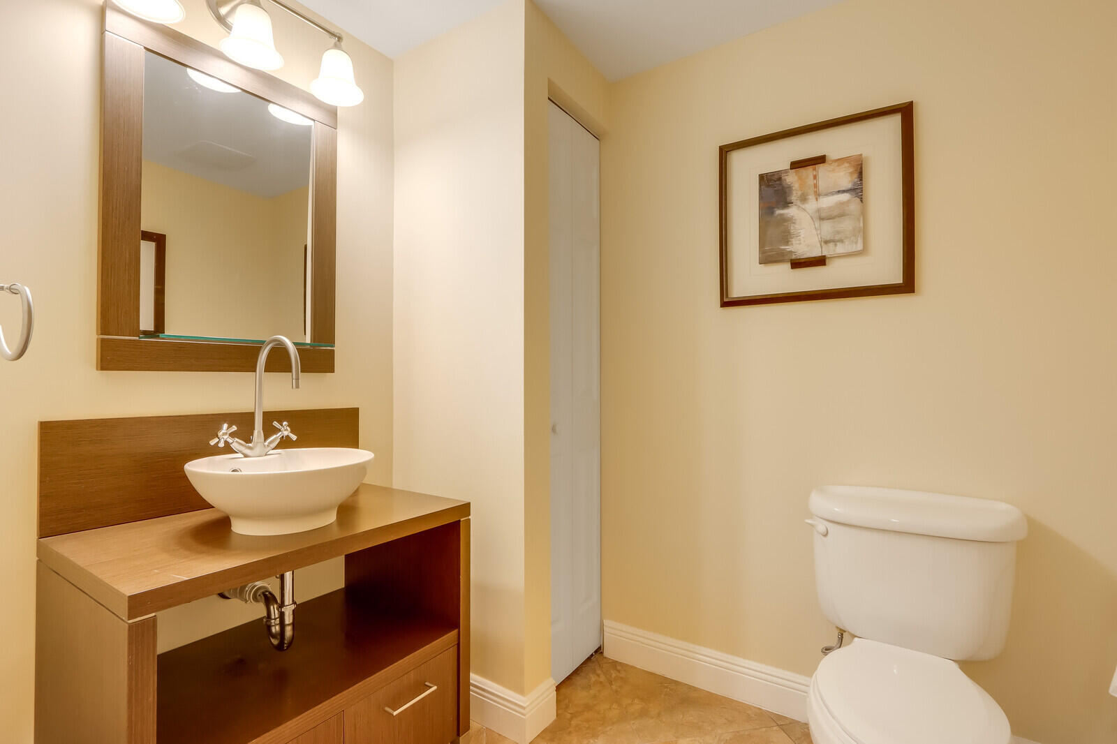 610 Clematis Street Apt 217
