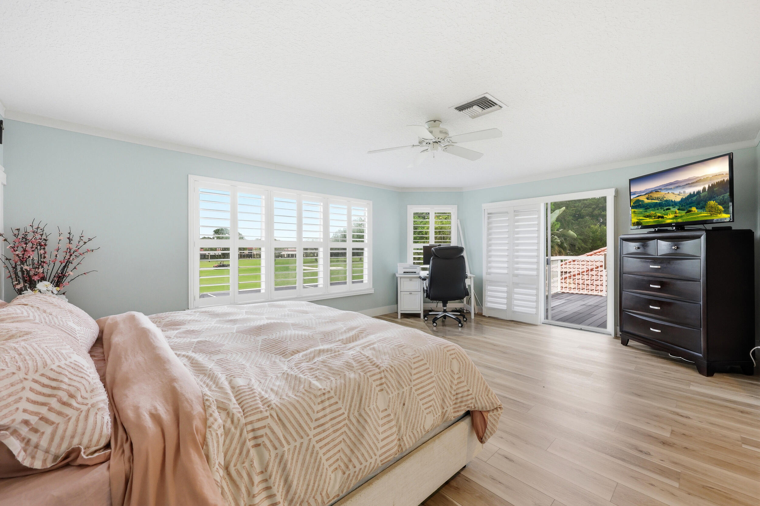 2 Monterey Pointe Drive