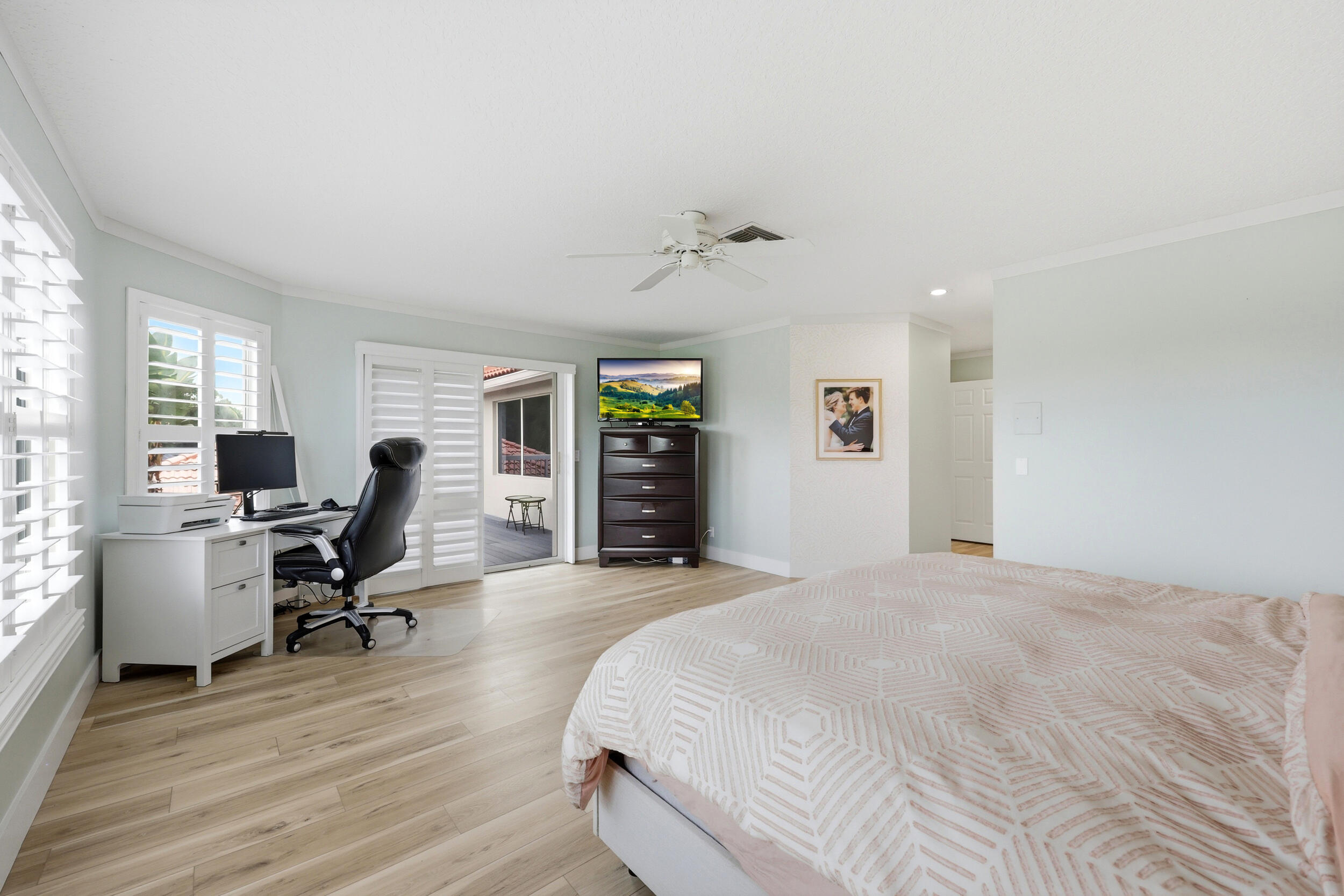 2 Monterey Pointe Drive