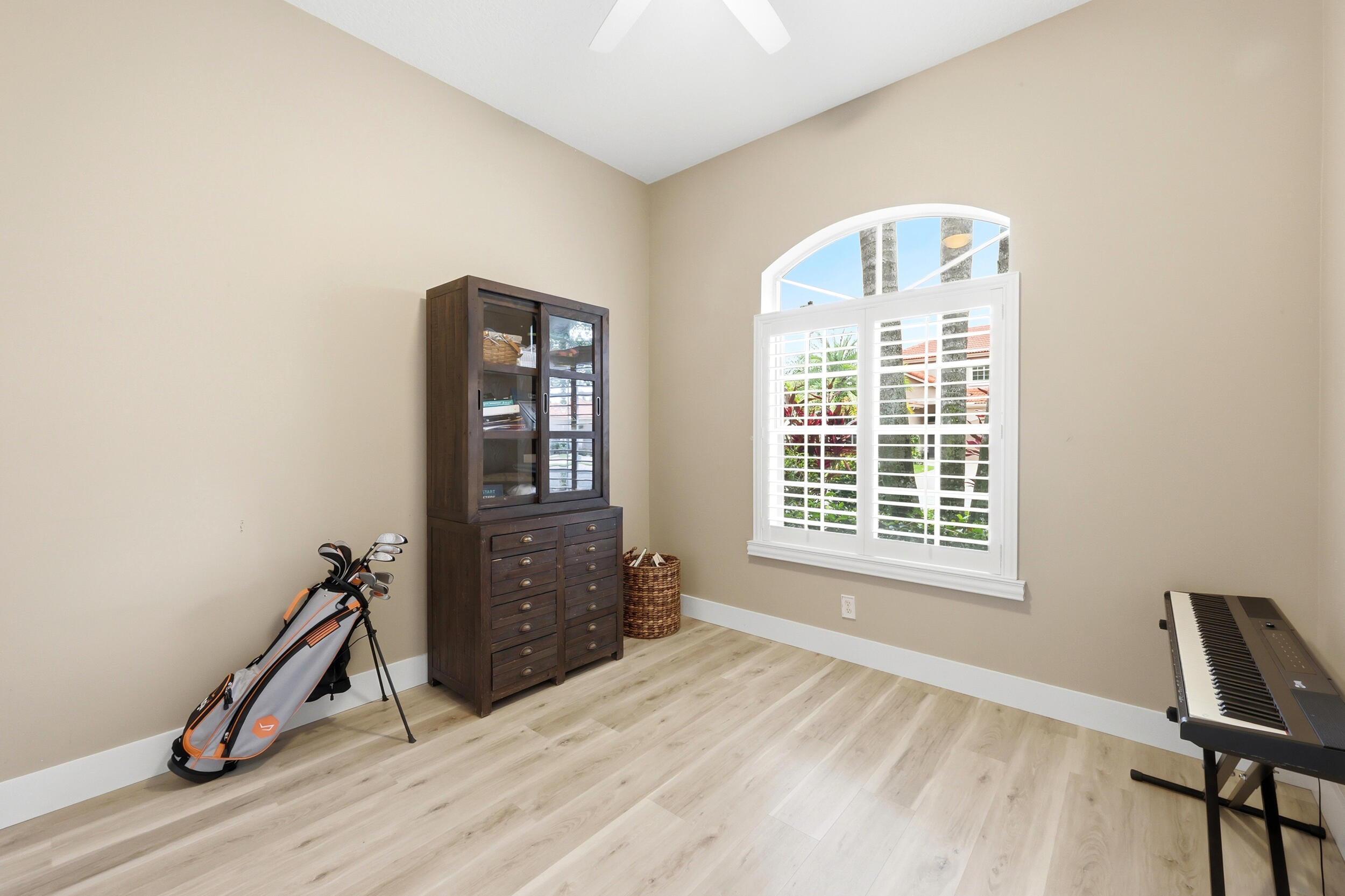 2 Monterey Pointe Drive