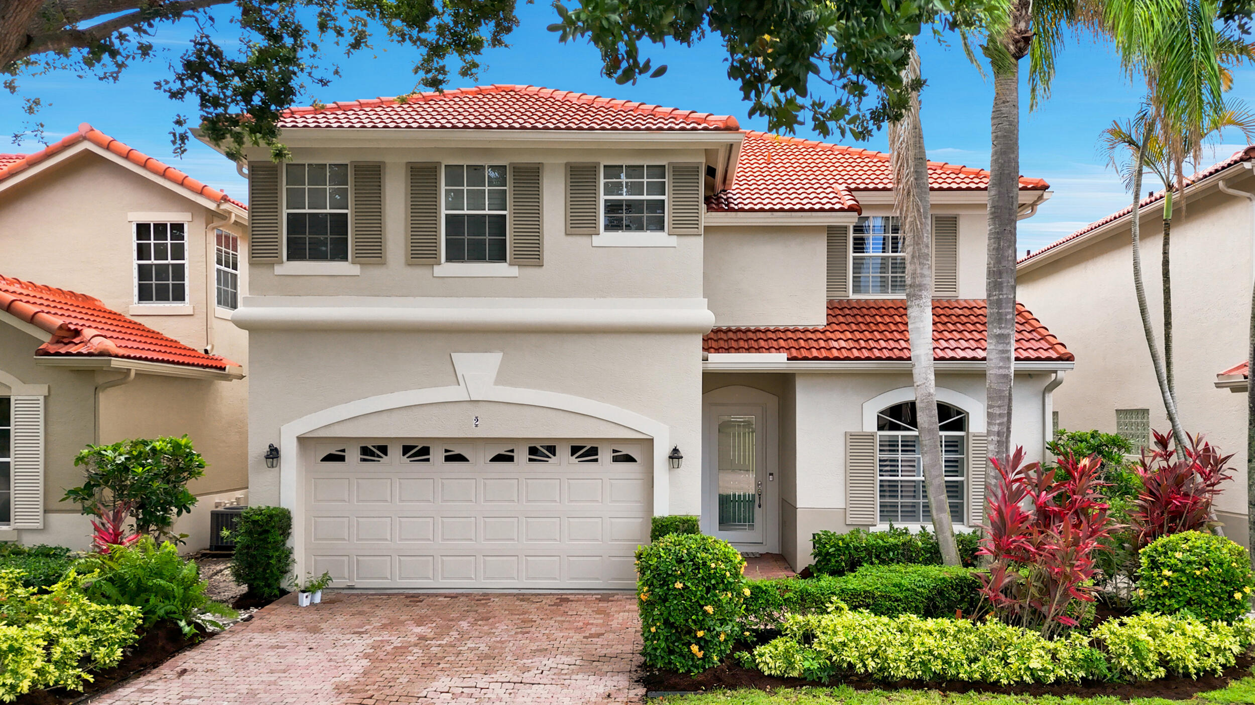 2 Monterey Pointe Drive