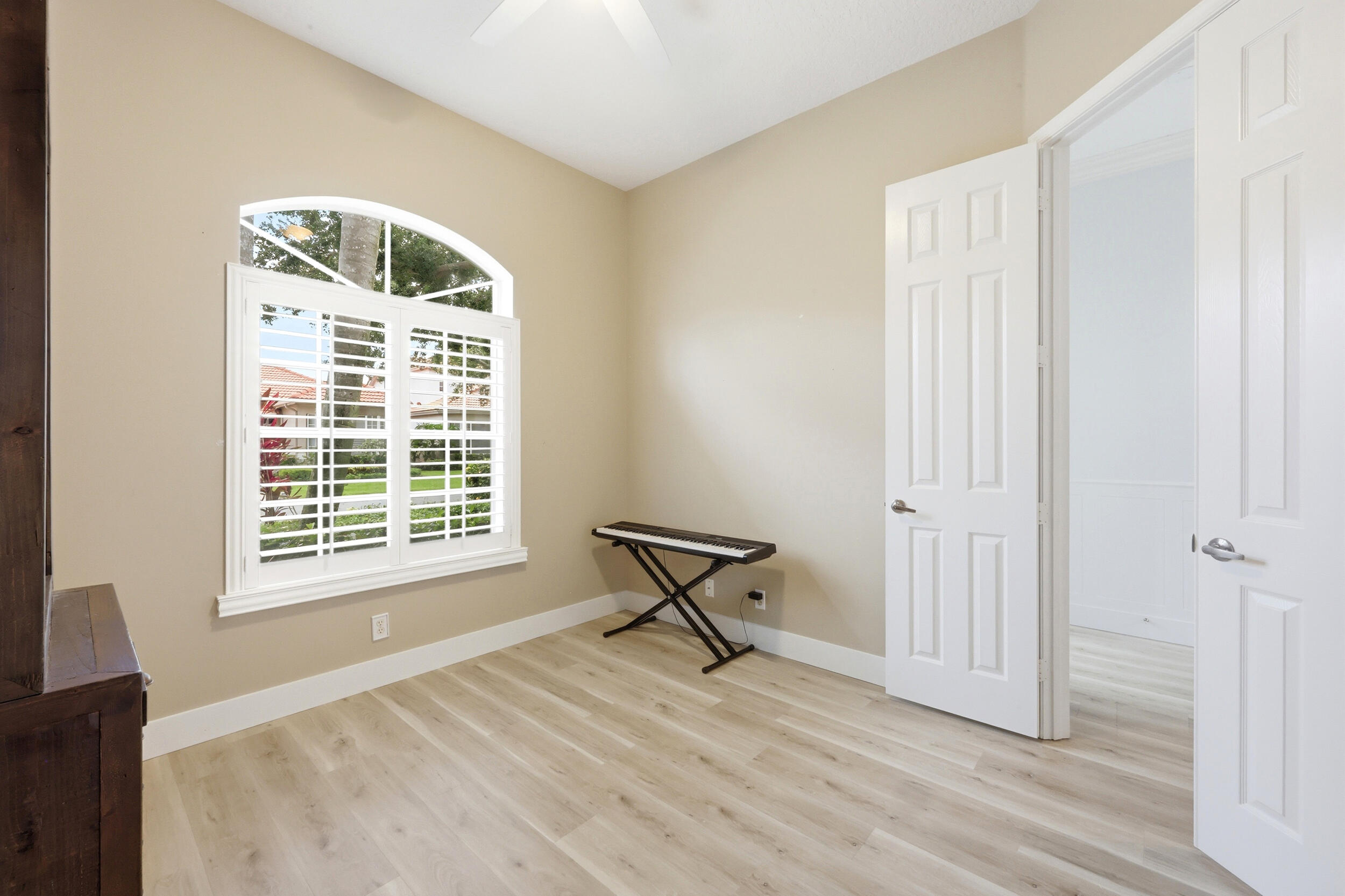 2 Monterey Pointe Drive