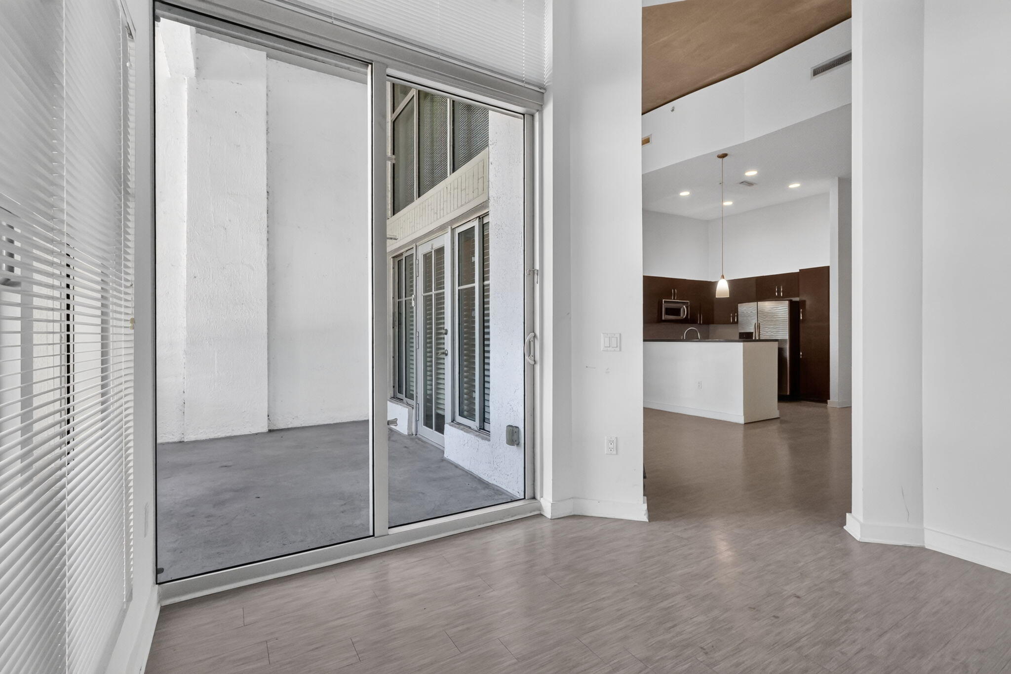 300 S Australian Avenue 128