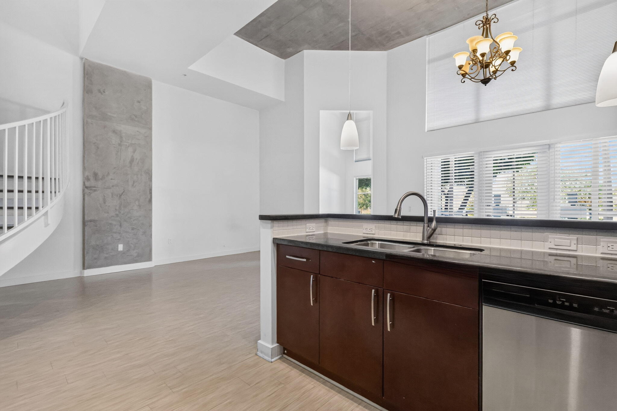 300 S Australian Avenue 128