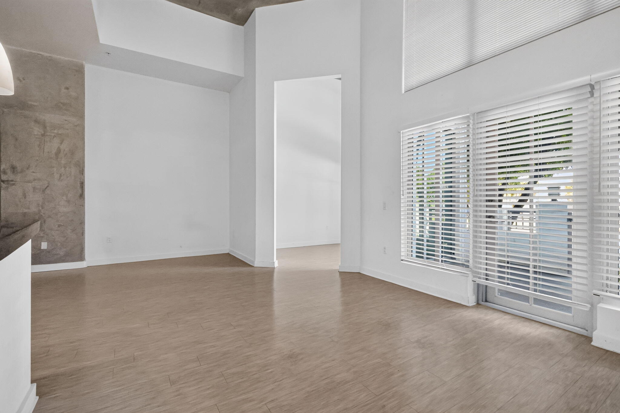 300 S Australian Avenue 128