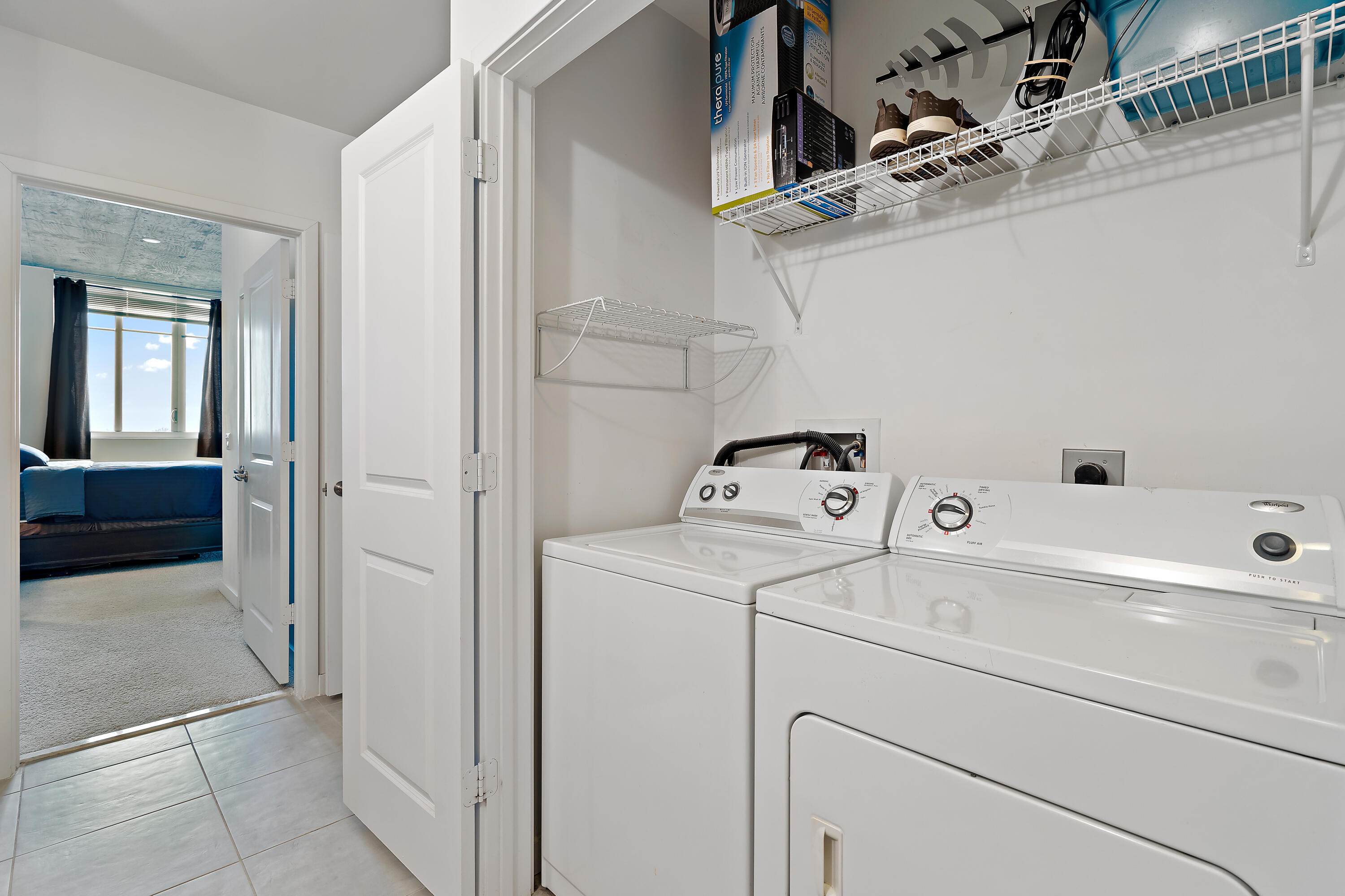 300 S Australian Avenue 811