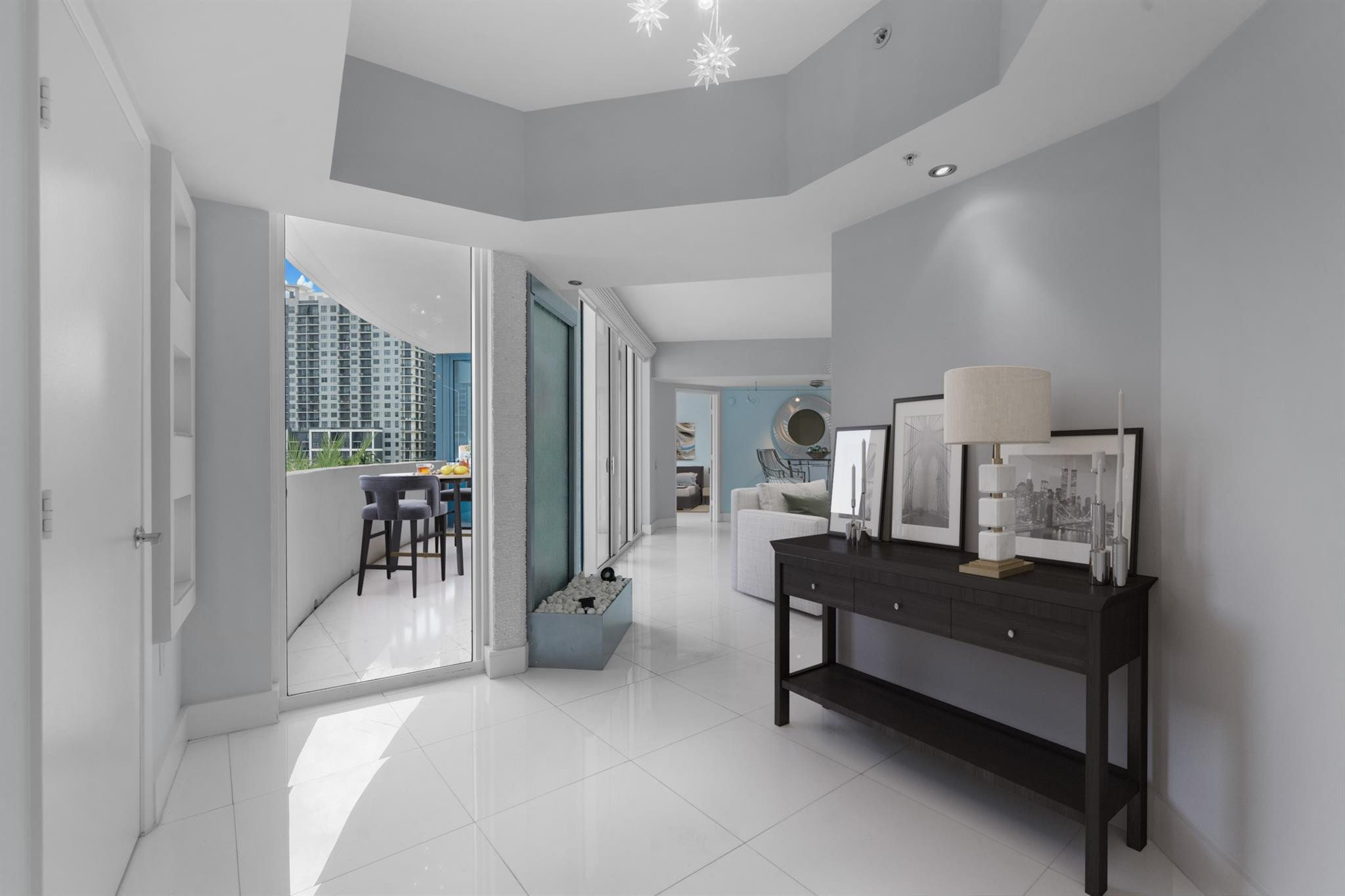 333 Las Olas Way 504