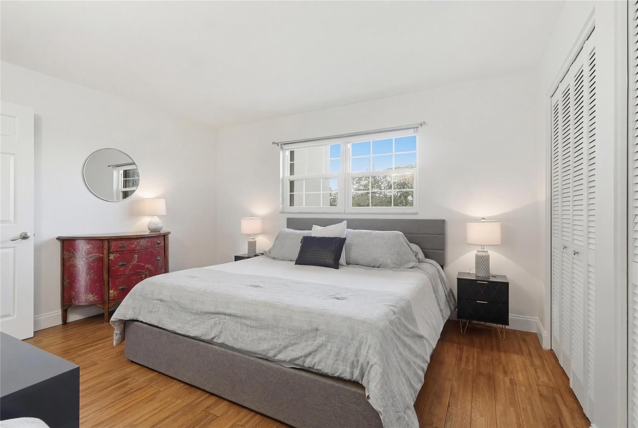 2936 Lake Shore Drive 204