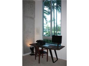 300 S Australian 103