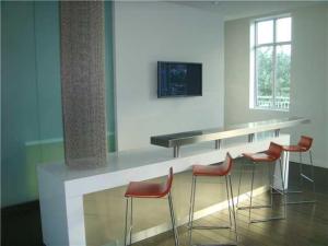 300 S Australian 103