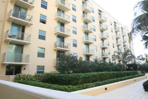 610 Clematis Street 219