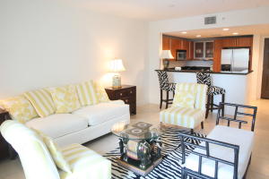 610 Clematis Street 219