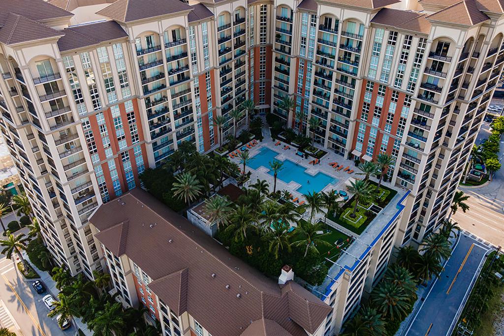 550 Okeechobee Boulevard 114