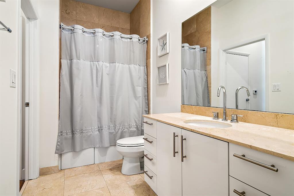 550 Okeechobee Boulevard 114