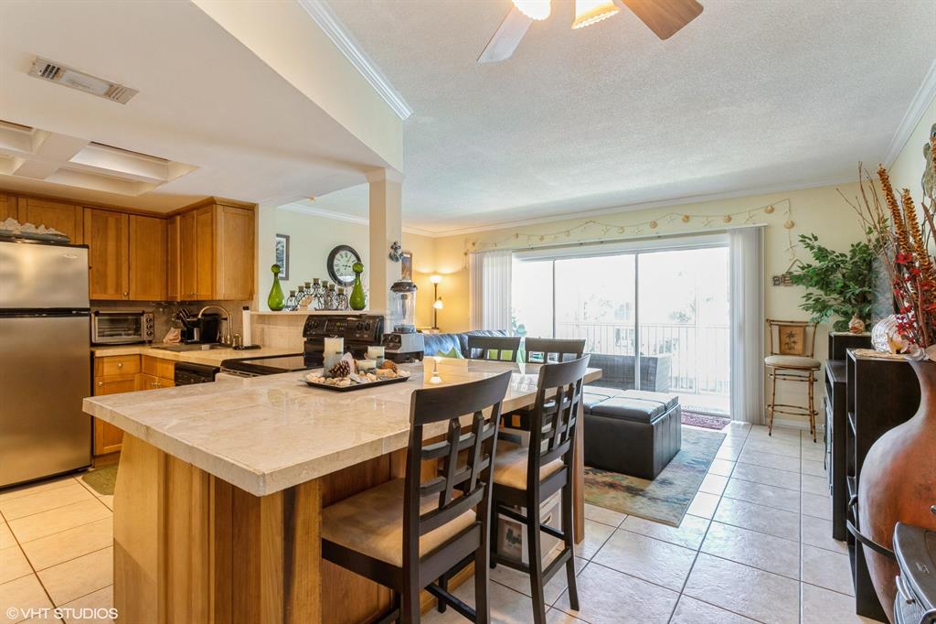 120 Lehane Terrace 211