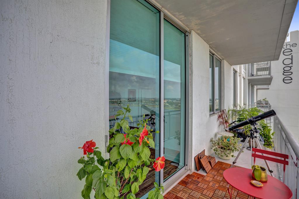 300 S Australian Avenue 1408