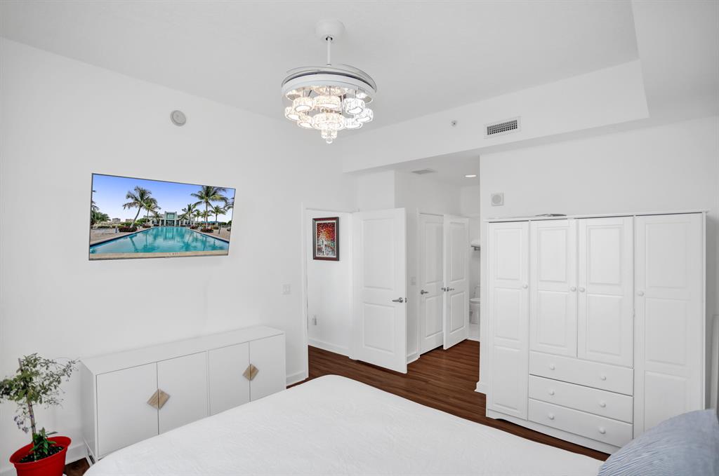 300 S Australian Avenue 1408