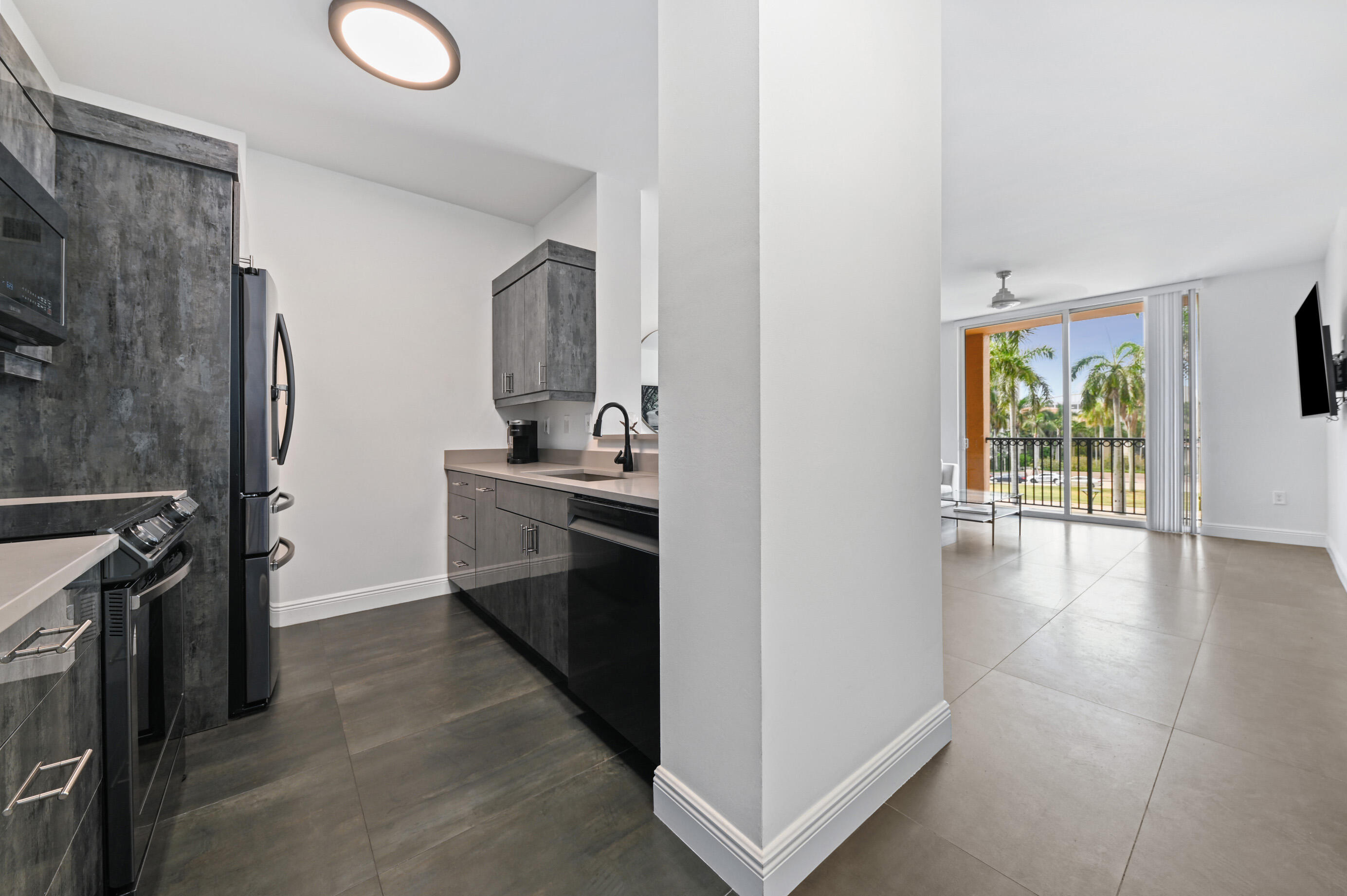 651 Okeechobee Boulevard 207