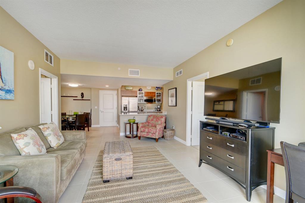 480 Hibiscus Street 738