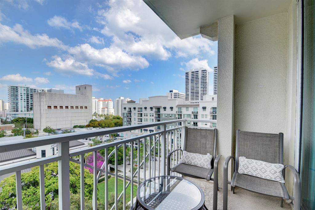 480 Hibiscus Street 738