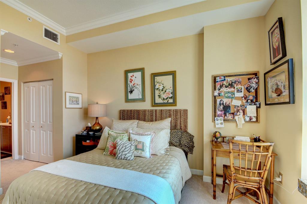 480 Hibiscus Street 1015