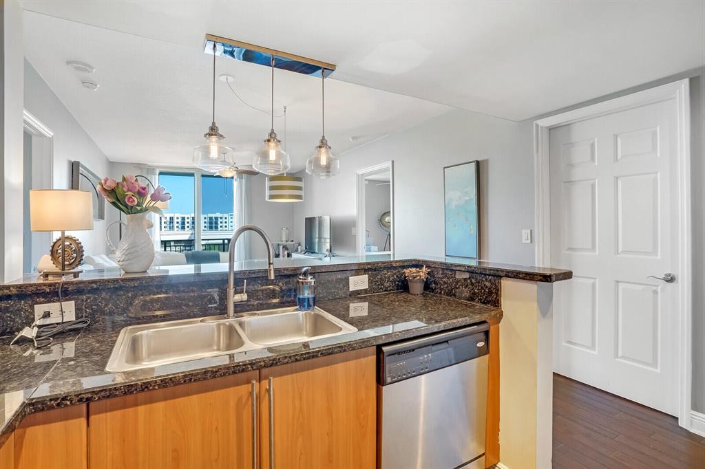 610 Clematis Street 506