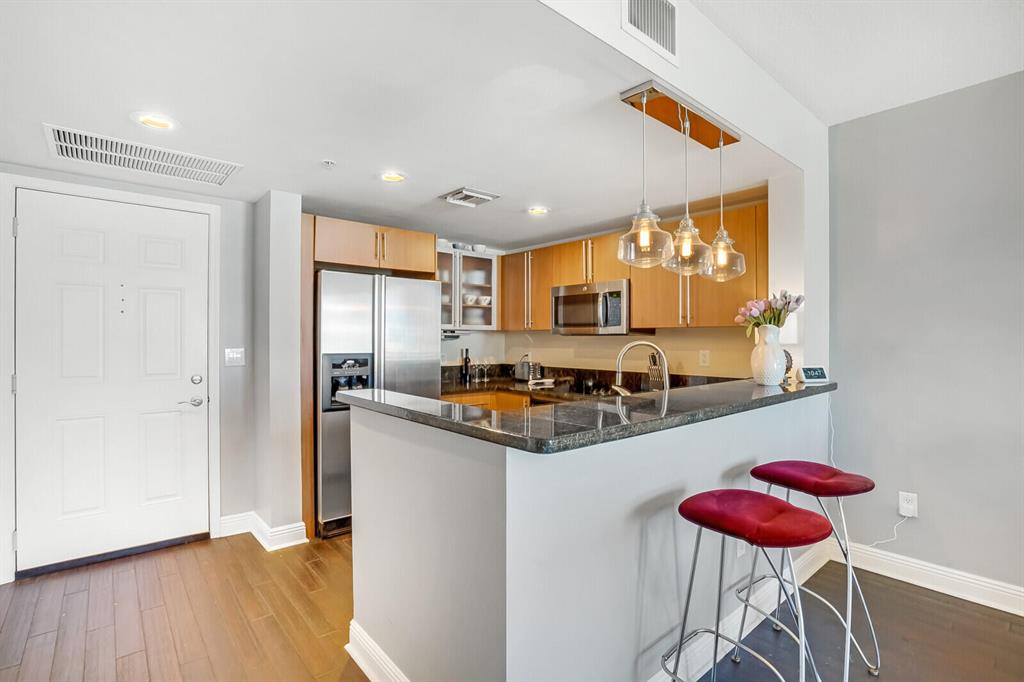 610 Clematis Street 506