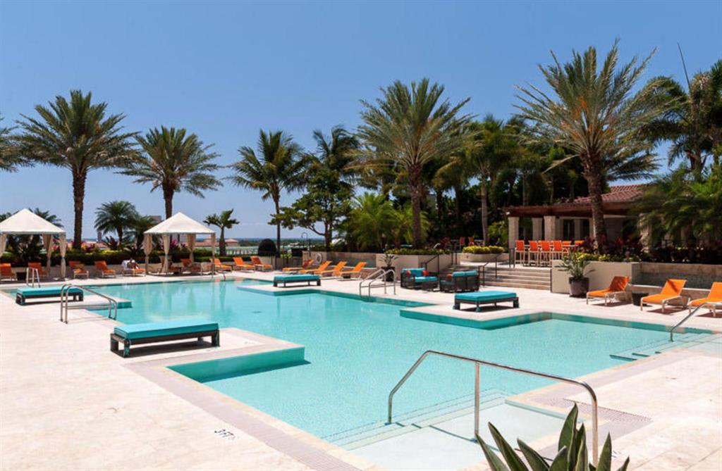 550 Okeechobee Boulevard 406
