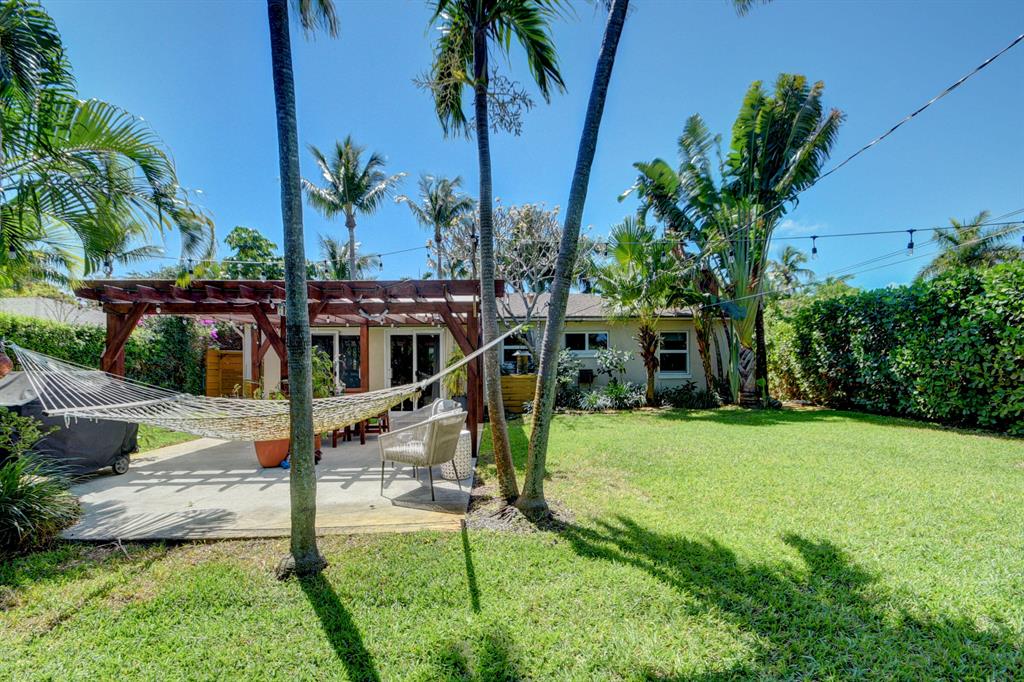 353 Orange Way
