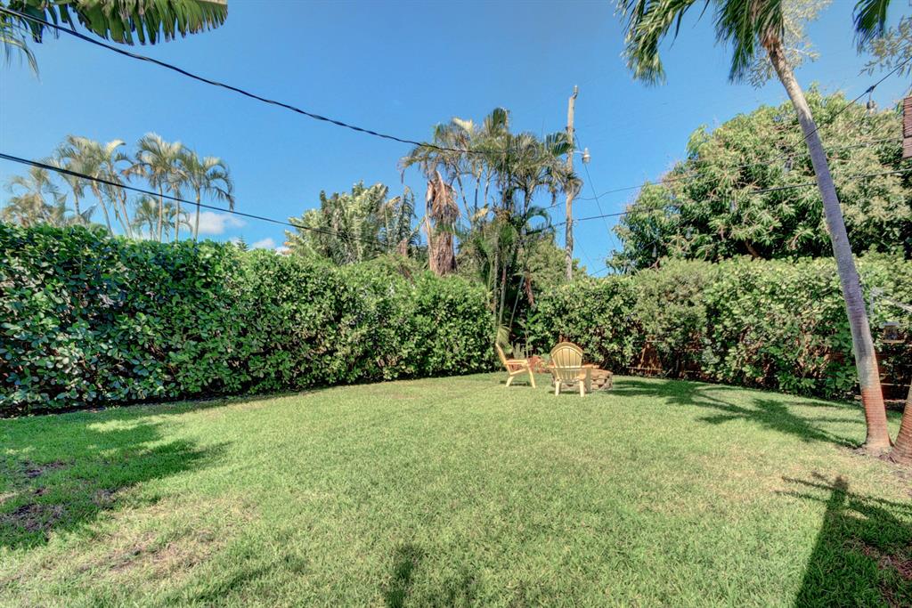 353 Orange Way