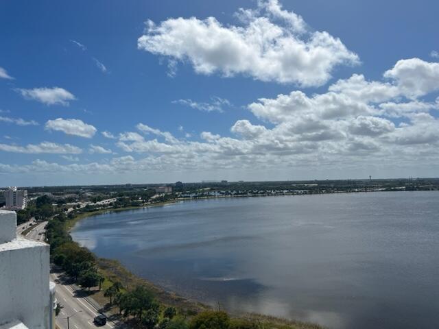 300 S Australian Avenue 1112