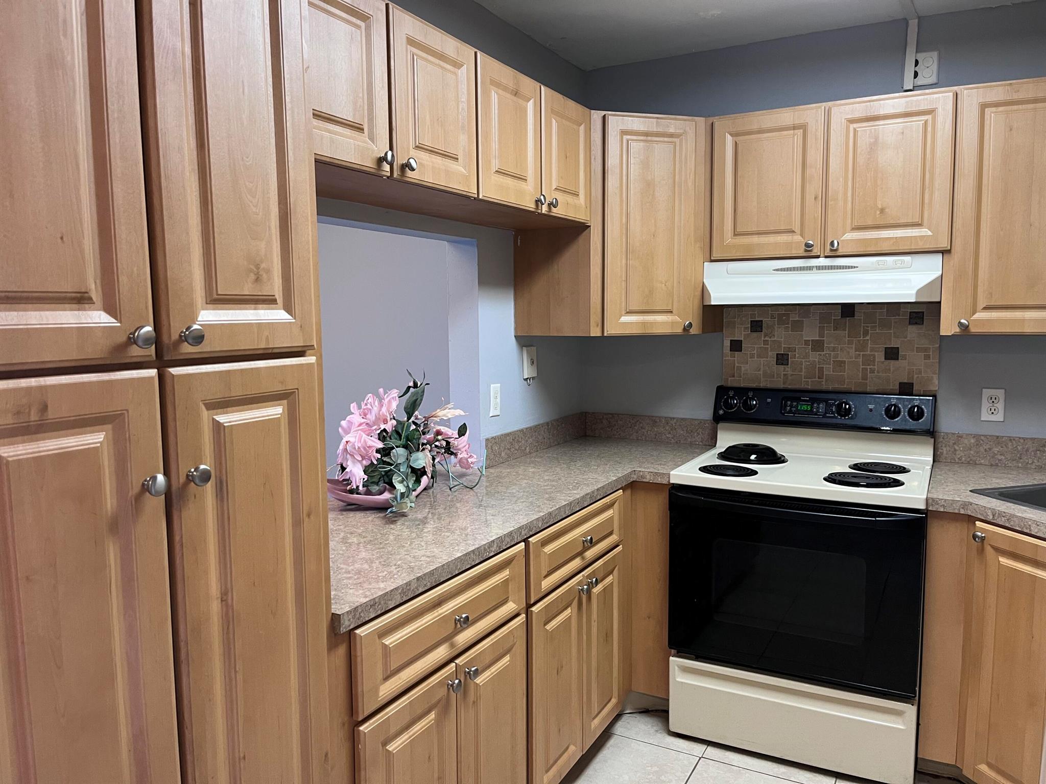 1003 Green Pine Boulevard F1