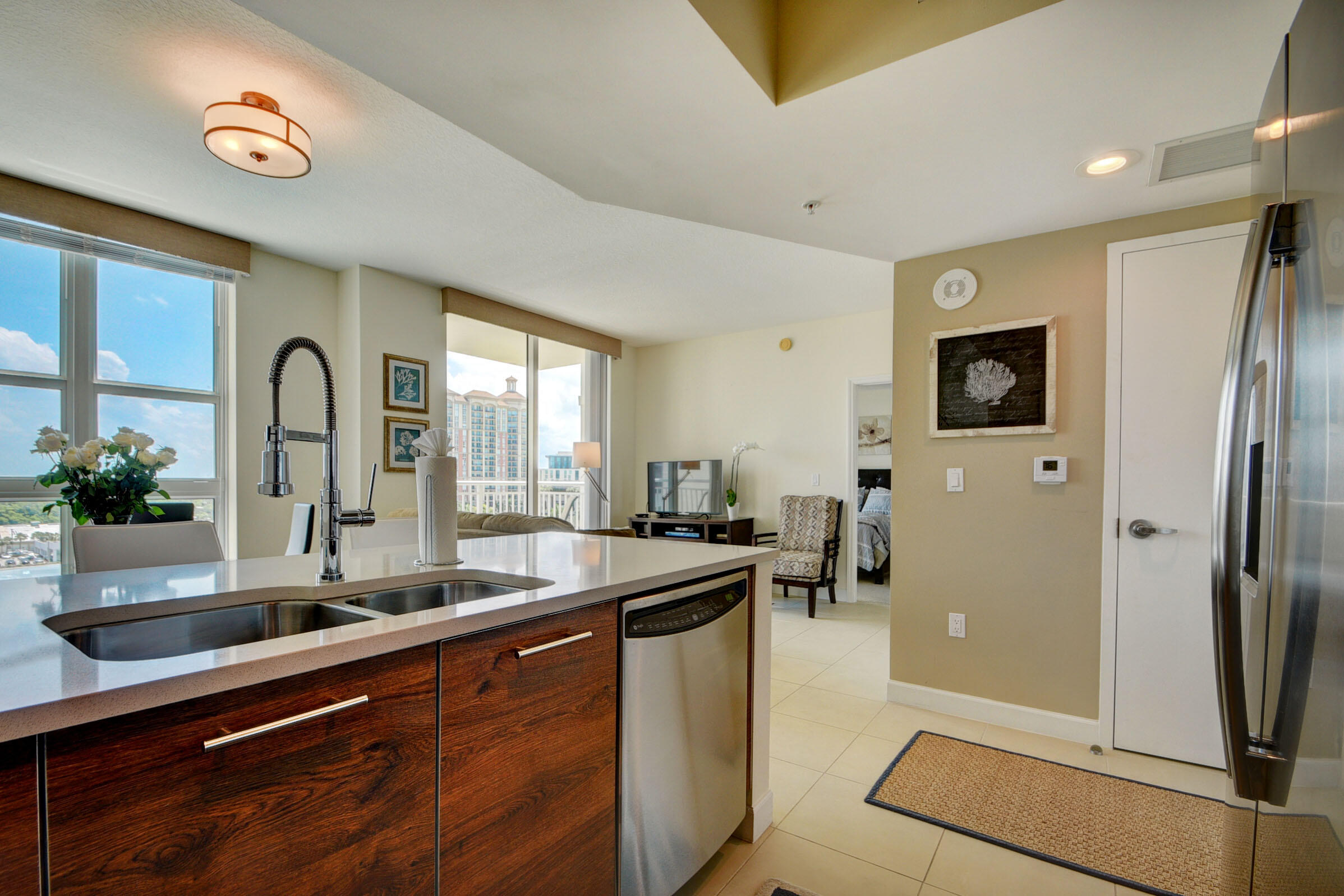 480 Hibiscus Street 835