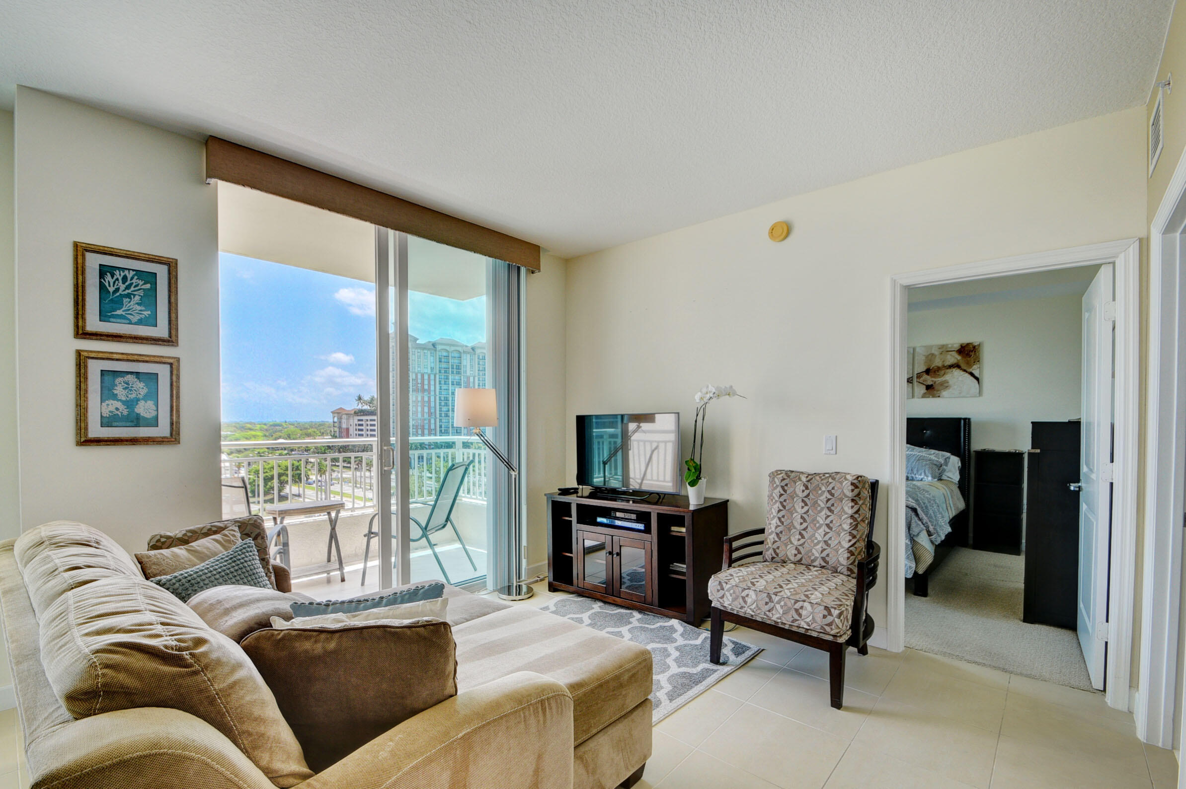 480 Hibiscus Street 835