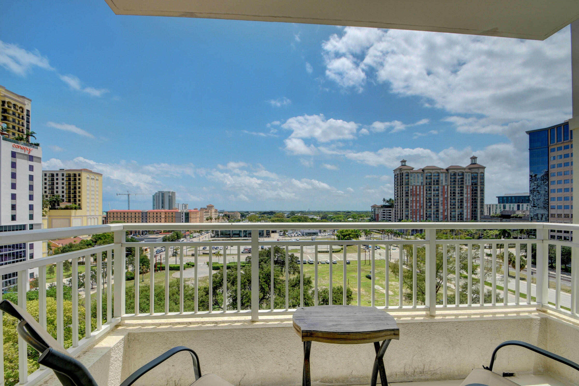 480 Hibiscus Street 835