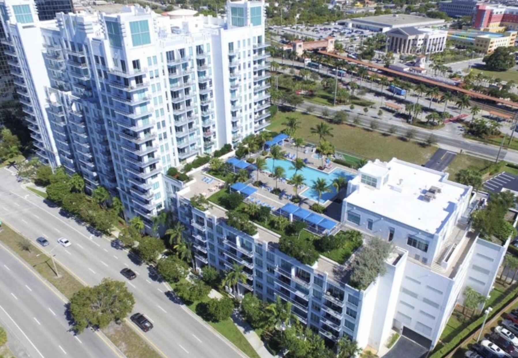 300 S Australian Avenue 323