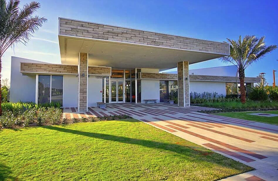 8108 Hobbes Way