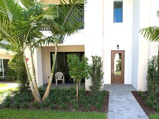 8108 Hobbes Way
