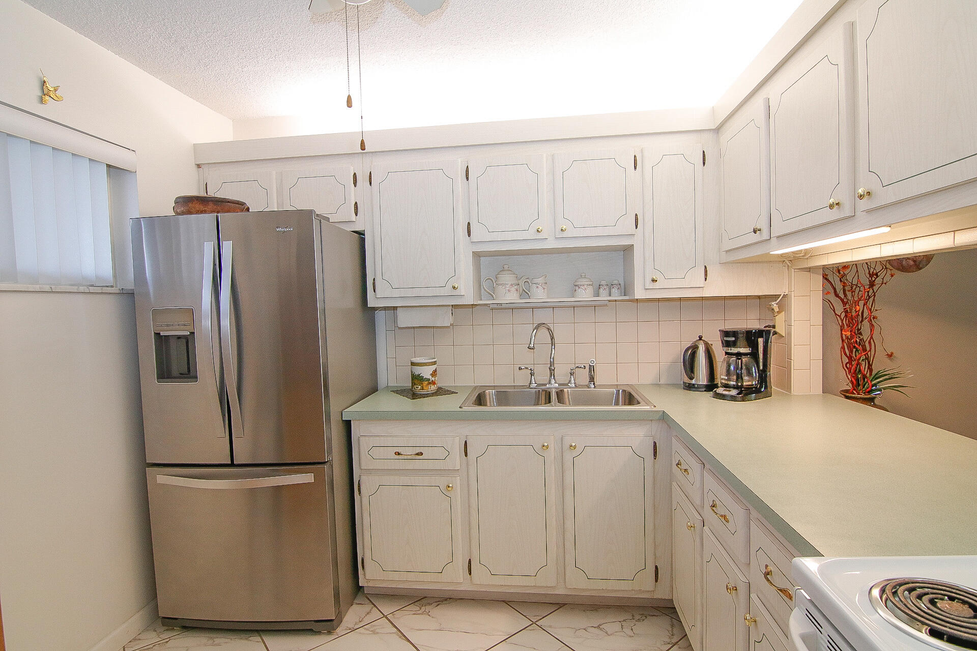 2724 S Garden Drive 204