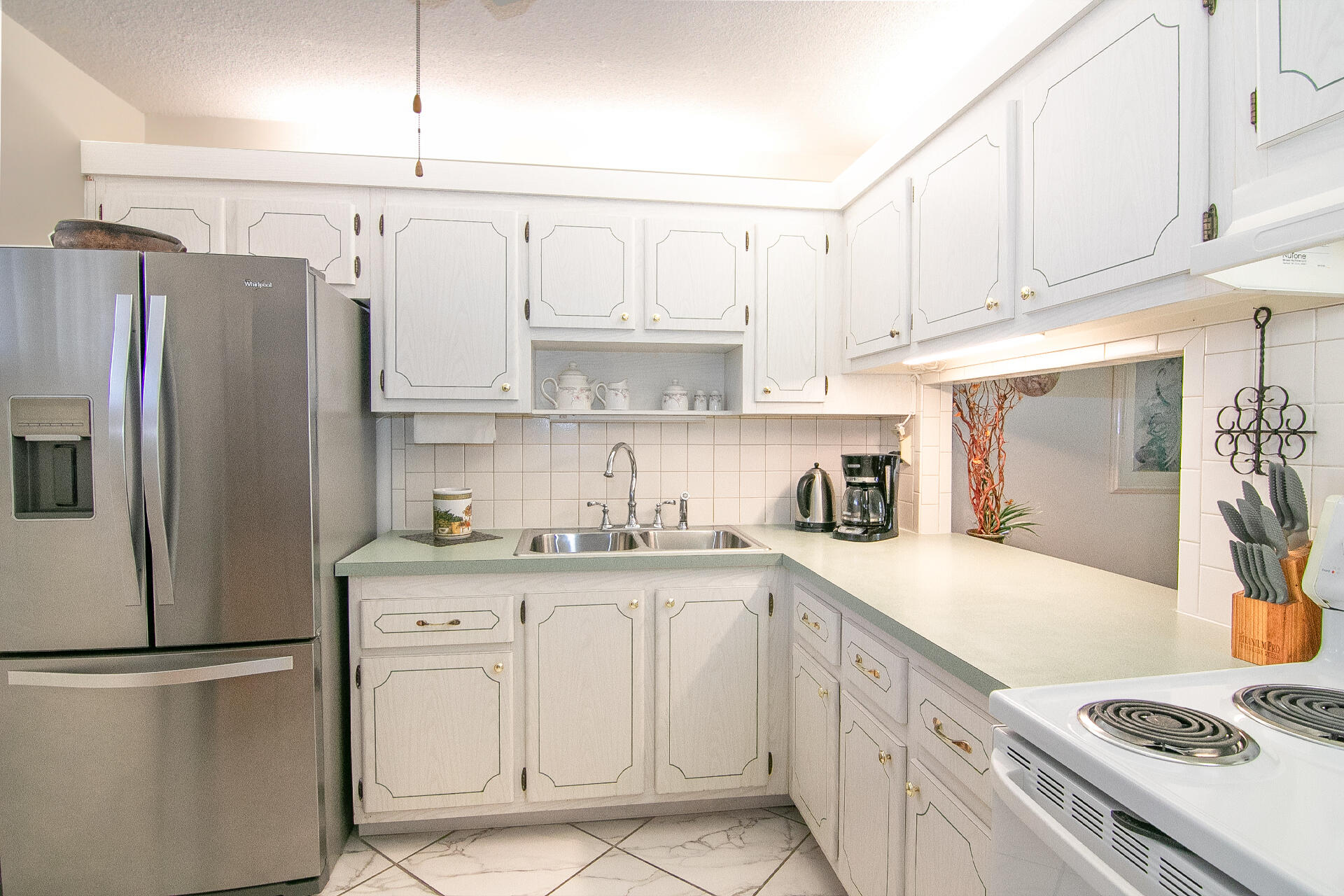 2724 S Garden Drive 204