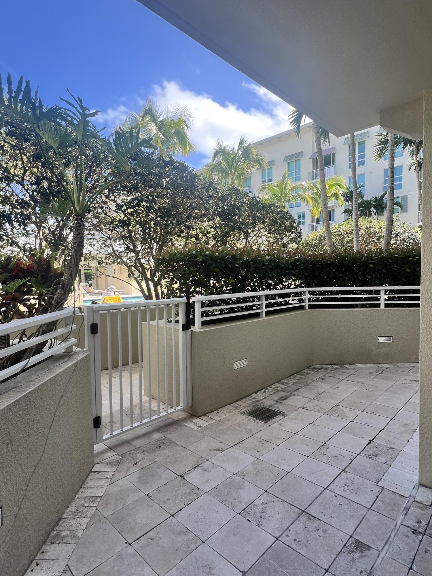480 Hibiscus Street 614